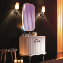 Тумба Tessoro Rivoli 120 корпус белый/цоколь с ножками серебро